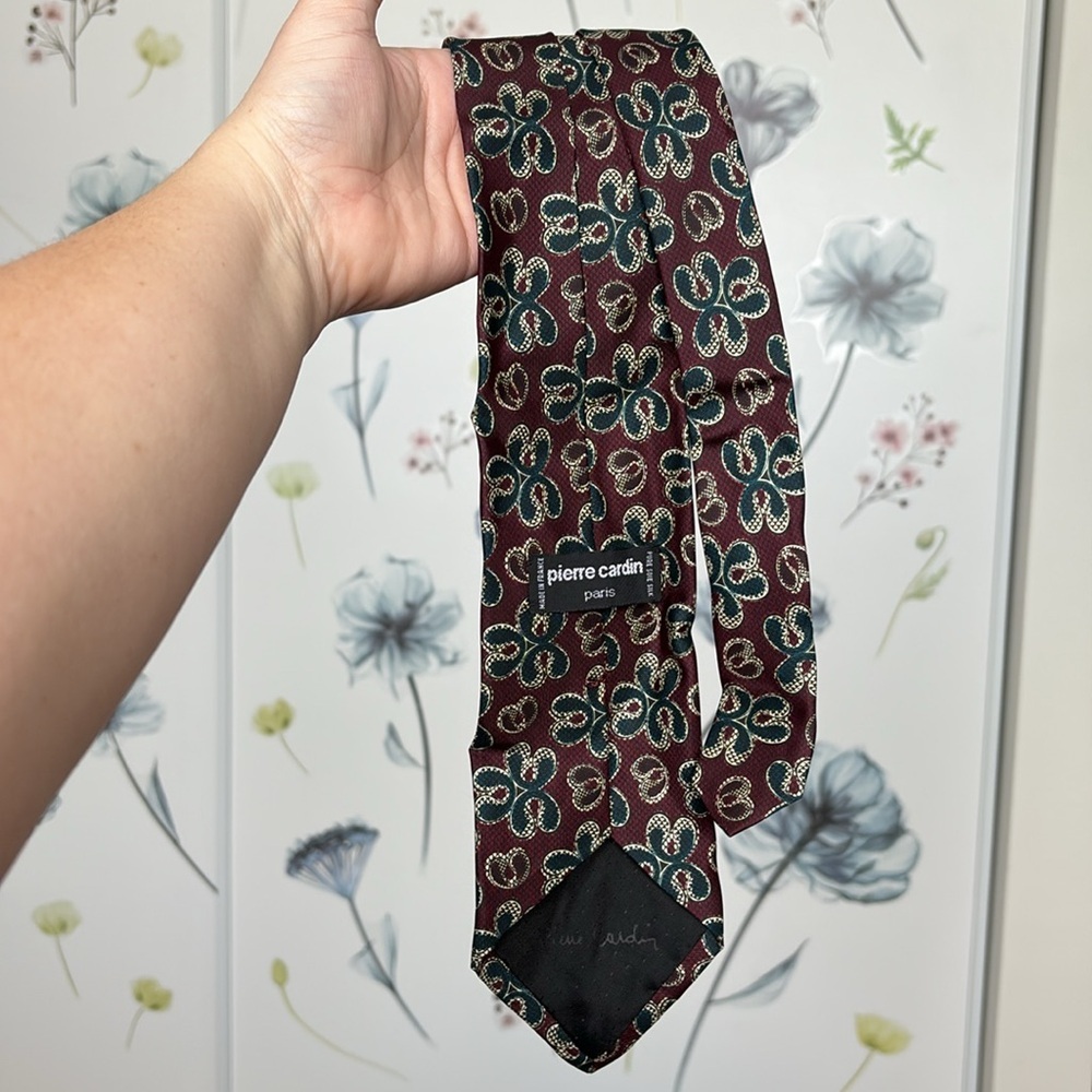 Pierre Cardin Paris tie - Picture 2 of 4